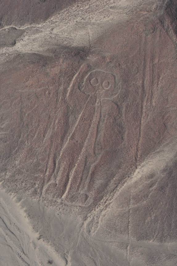 O 'astronauta', um dos mais incríveis desenhos no deserto de Nazca - Peru